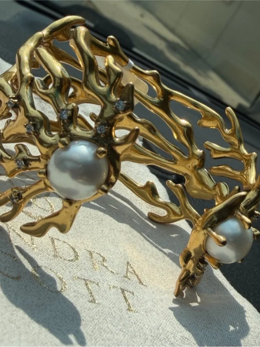 NWT Kendra Scott Shea Statement Cuff Bracelet in Vintage Gold sz M/L runs small